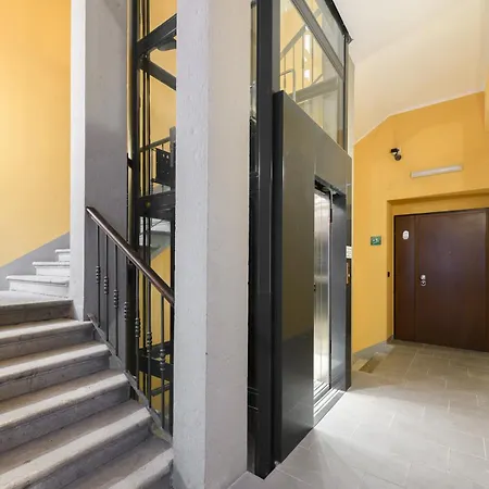 Luxury Con Free Park