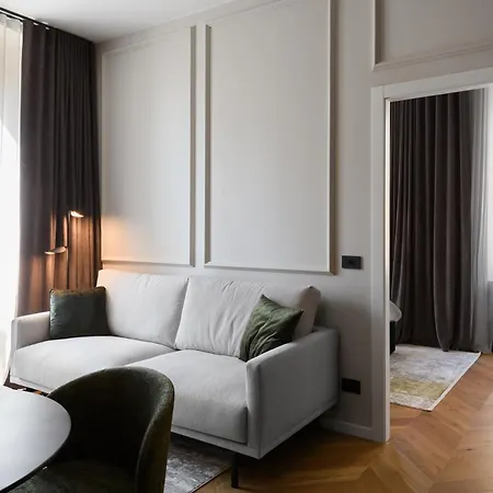 Luxury Con Free Park Apartamento Trieste