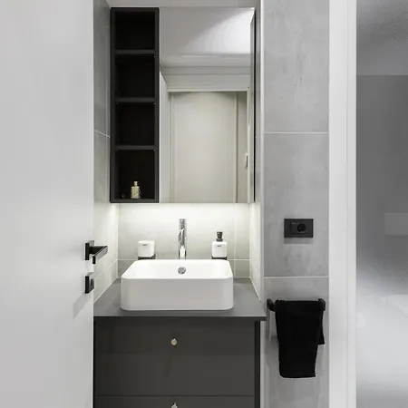 Luxury Con Free Park Apartamento Trieste