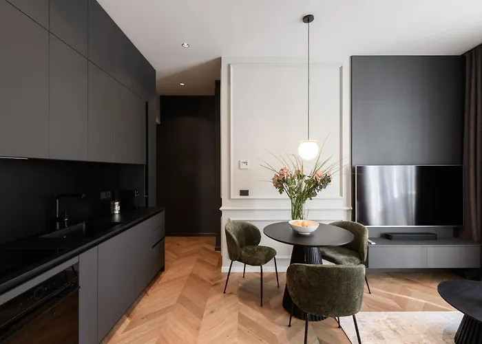 Luxury Con Free Park