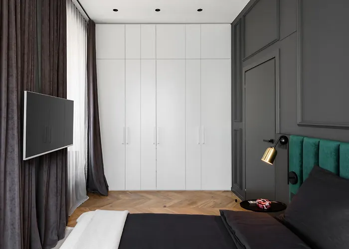 Luxury Con Free Park