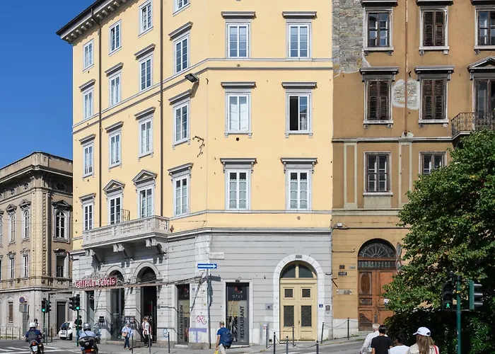 Апартаменты Luxury Con Free Park